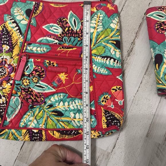Vera Bradley Hadley Pink Floral Rumba Hipster Crossbody Wallet Set Trendy Travel - Picture 3 of 10